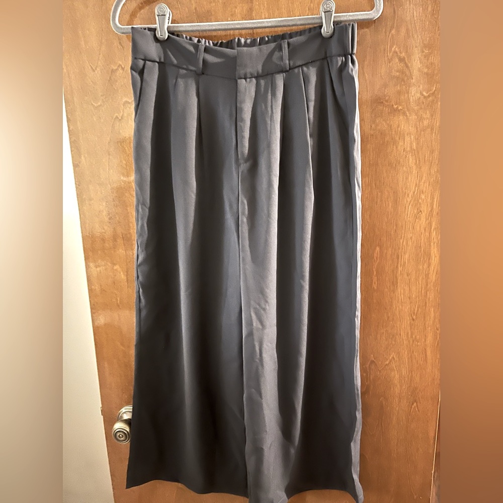 Cropped wide leg pants